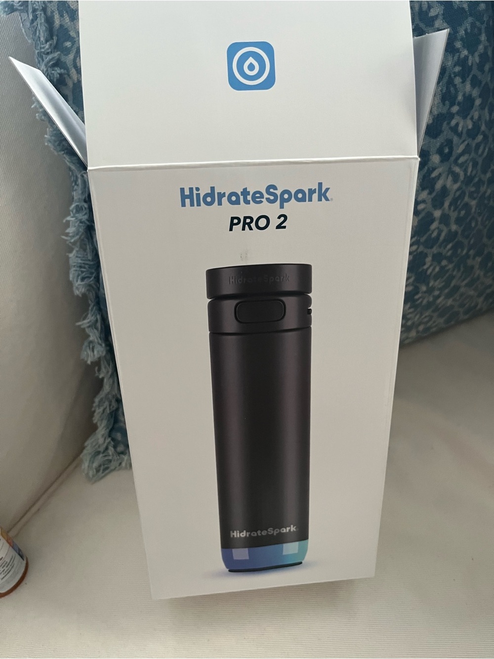 Apple HidrateSpark Pro 2 Smart Bottle - Black with Blue Accent